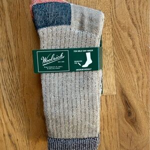Woolrich Cream Marled Crew Work/ Hike Socks with Navy and Rust Accents